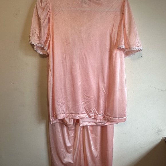 Vanity Fair Vintage 2 Pc Nylon Pajama Set Light Pink‎ Size Medium Lace Button Up - Picture 5 of 5